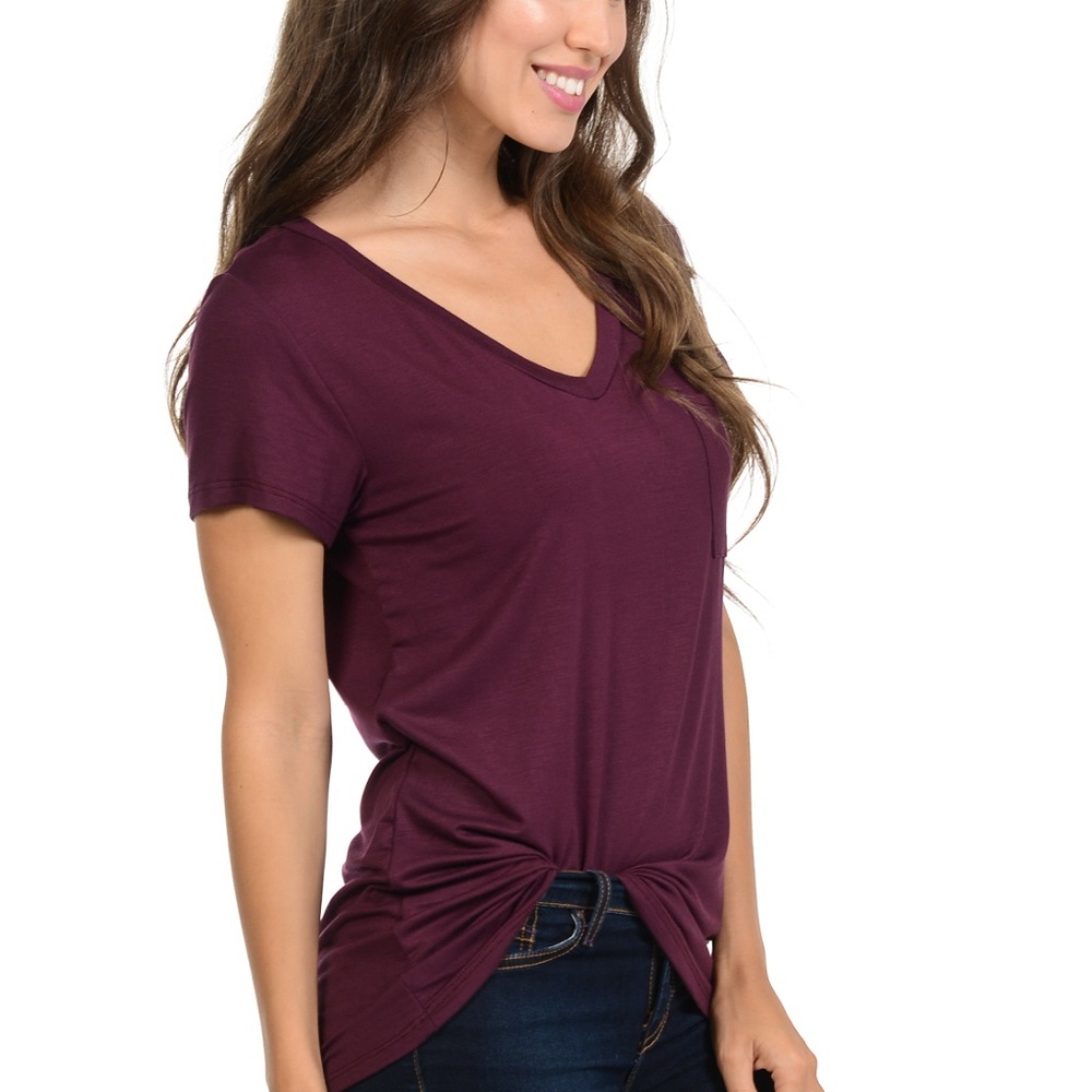 V-Neck Top - Picture 2 of 3